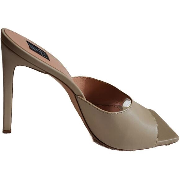 Lita by Ciara Solid Square toe Slide size 42/10.5 Sand